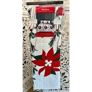 Beekman Home Mistletoe Holiday Embroidery Collection King Size Quilt Set